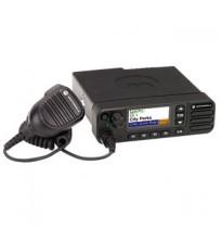 Handy Talky Digital VHF 25W  (XiR M8668i)